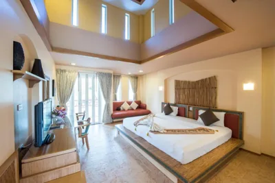 Deluxe Double or Twin Room — Koh Tao Montra Resort