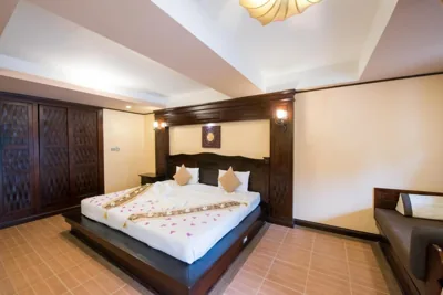 Standard Double or Twin Room — Koh Tao Montra Resort